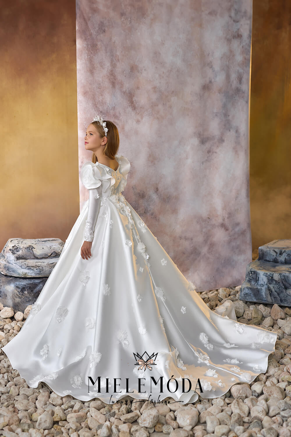 first communion dresses with long sleeves HYGLJL Lace Applique Flower Girl Dress for Wedding Sleeve 448: Clothing, Shoes & Jewelry This dress is perfect for first communion Cute Kids Long Sleeve Lace