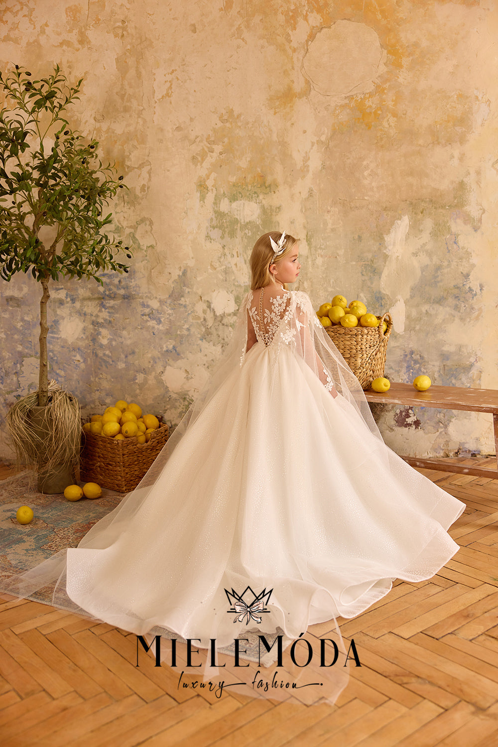 Château Dream Luxury Flower Girl Communion Dress