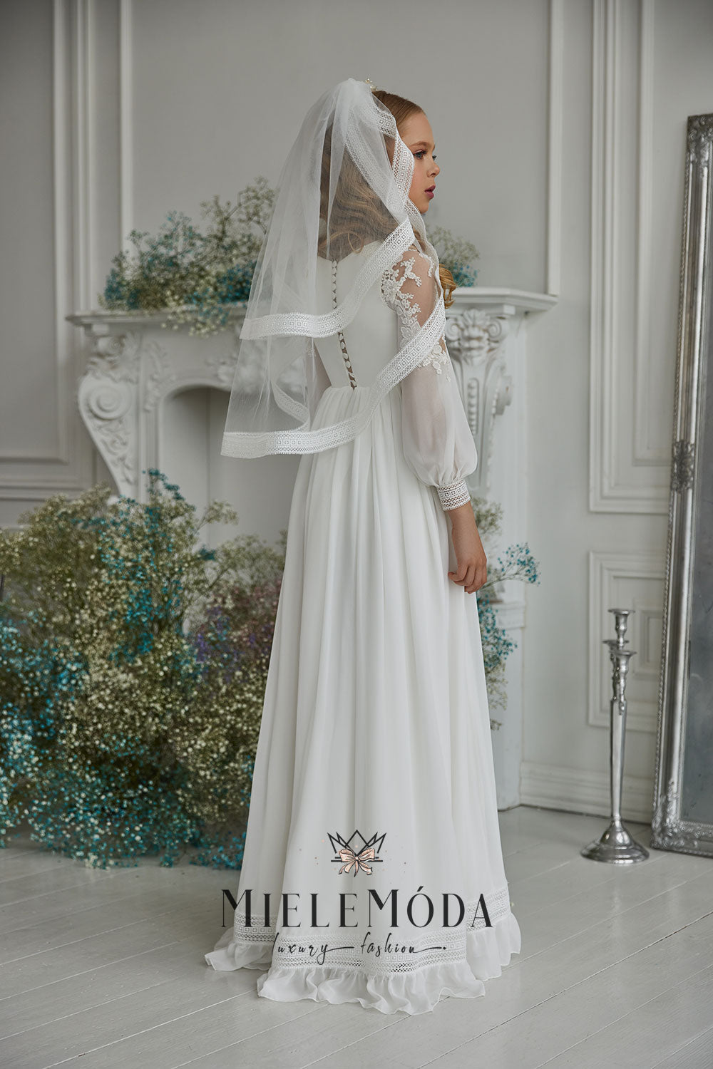Claudia Luxury Flower Girl Communion Dress in Ivory