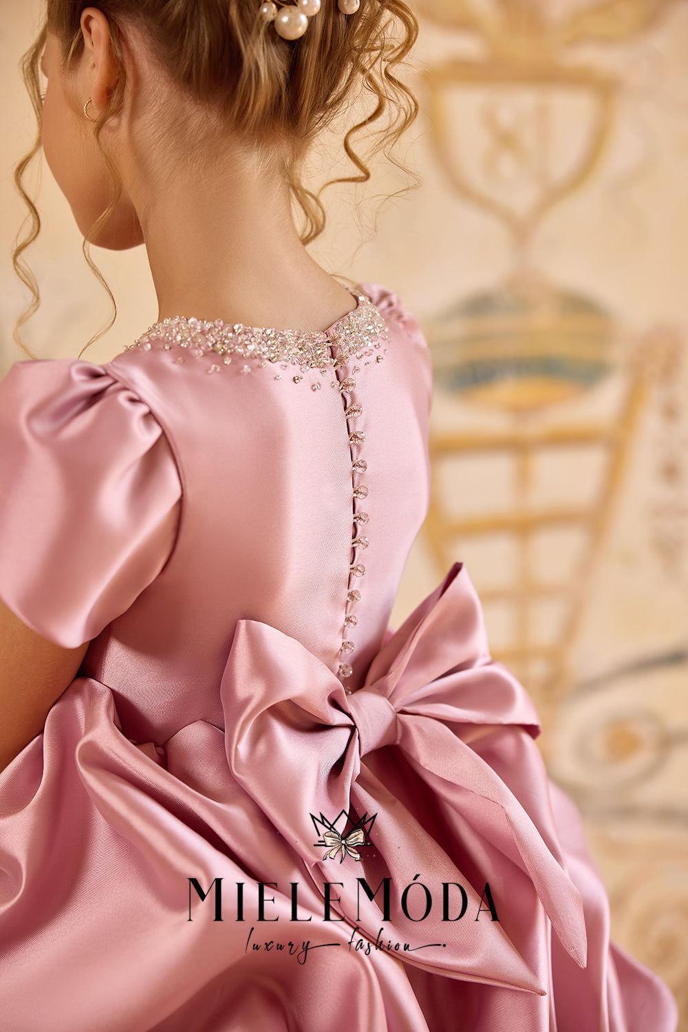 Éclat de Rose Luxury Flower Girl Communion Dress