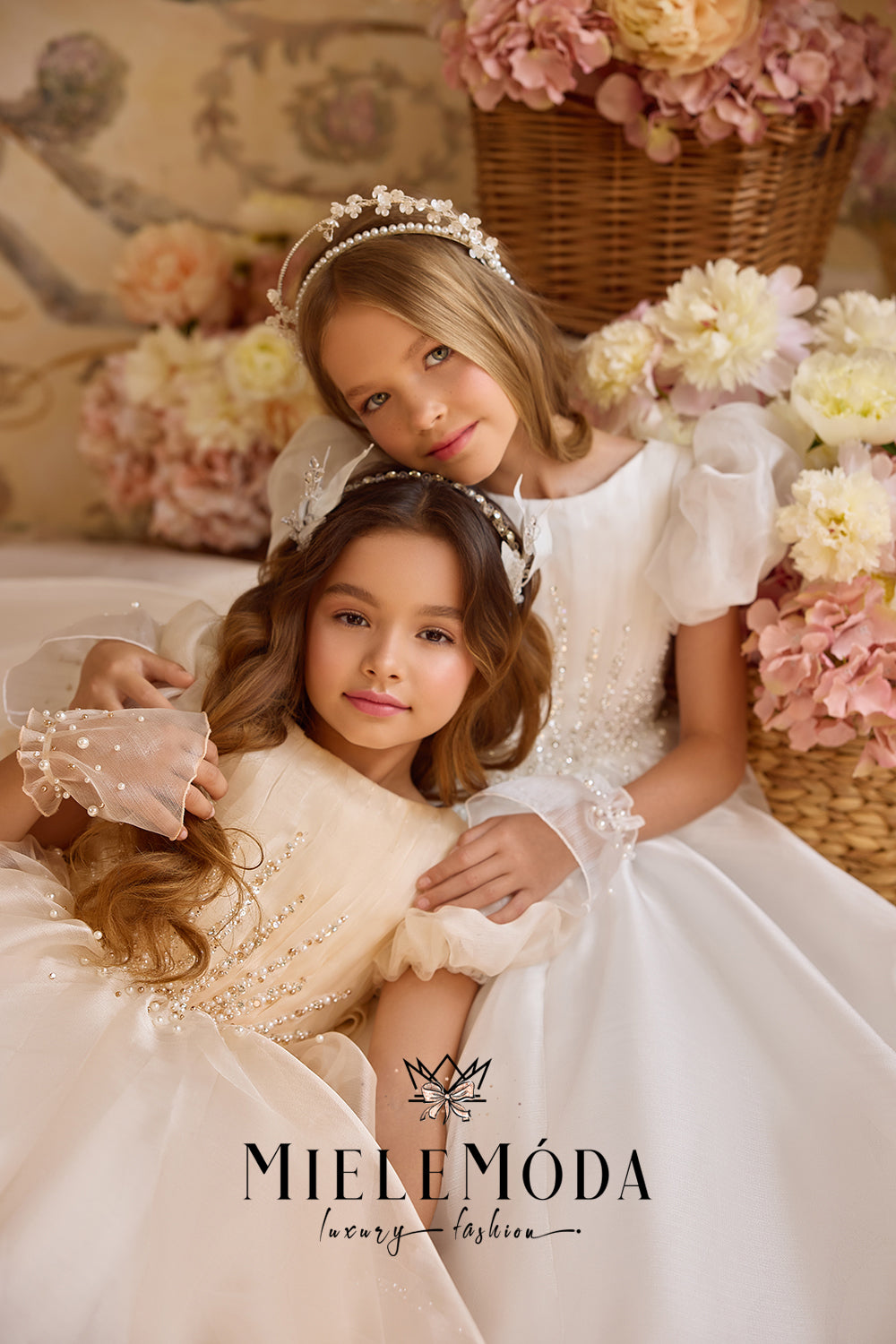 Lumière du Château Couture Flower Girl Communion Dress
