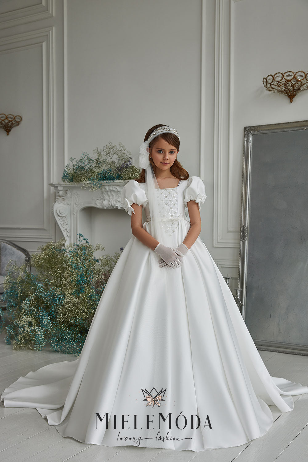 Clara Luxury Flower Girl Communion Dress - Miele Moda Luxury Fashion 9/10Y (34) / White / Standard: ships in 6-8 Business Weeks Clara Luxury Flower Girl Communion Dress - Miele Moda Luxury Fashion 9/10Y (34) / White / Standard: ships in 6-8 Business Weeks