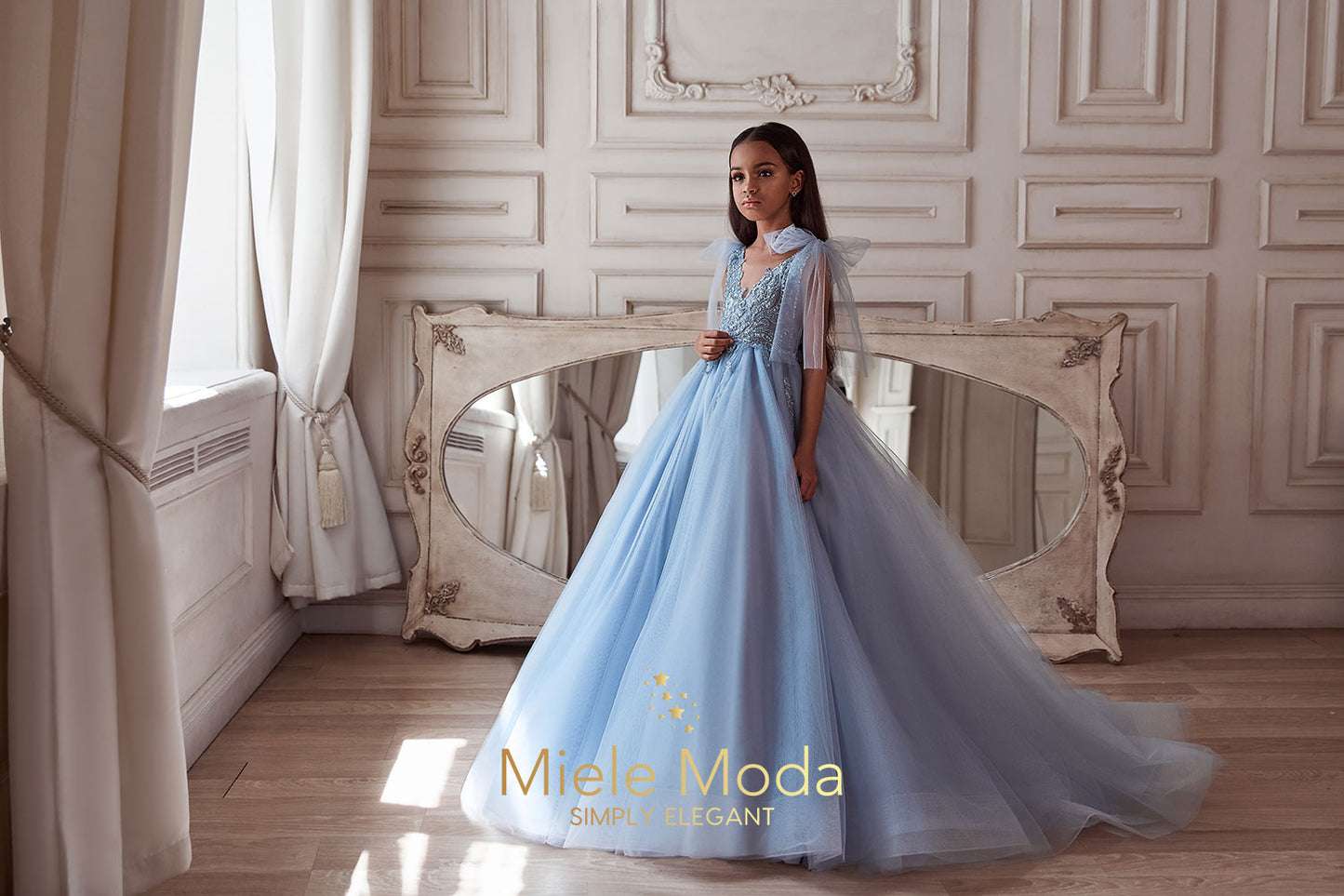 Esmée Flower Girl Luxury Dress
