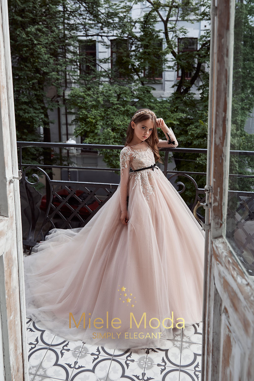 Inés Couture Flower Girl Dress
