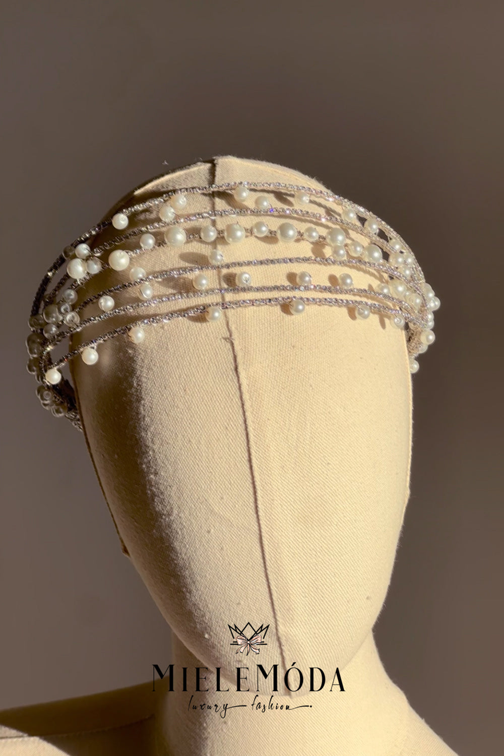 Aura Céleste Pearls Girl Luxury Hair Accessory