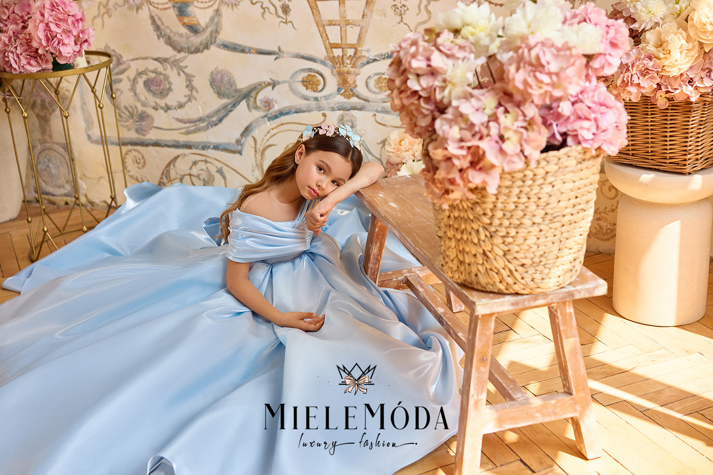 Vérone Bloom Couture Flower Girl Communion Dress